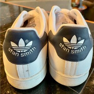 adidas Stan Smith White Sneakers with Navy Heel Tab
